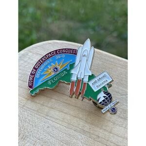 Lions Club Lapel Pin Dependable 35-D‎ Florida Home Of Outer Space Conquest